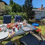 Urlaubsmagie - Hochgefuehl - Gemeinschaftsgarten, Sauna & Saisonaler Pool *