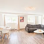 Urlaubsmagie - Hochgefuehl - Gemeinschaftsgarten, Sauna & Saisonaler Pool Apartment