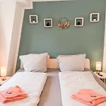 Urlaubsmagie - Hochgefuehl - Gemeinschaftsgarten, Sauna & Saisonaler Pool *