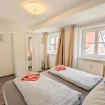 Urlaubsmagie - Hochgefuehl - Gemeinschaftsgarten, Sauna & Saisonaler Pool Apartment Sebnitz