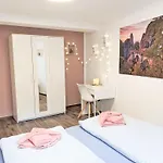 Urlaubsmagie - Hochgefuehl - Gemeinschaftsgarten, Sauna & Saisonaler Pool *