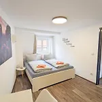 Apartment Urlaubsmagie - Hochgefuehl - Gemeinschaftsgarten, Sauna & Saisonaler Pool
