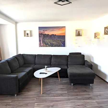 Apartment Urlaubsmagie - Hochgefuehl - Gemeinschaftsgarten, Sauna & Saisonaler Pool