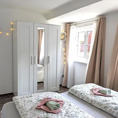 Hw4b - Urlaubsmagie - Zentral Mit Gemeinschaftsgarten, -pool & -sauna Апартаменты Зебниц